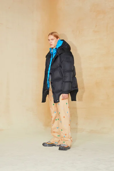 Look 39